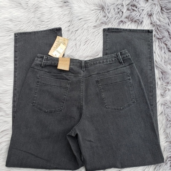 NWT Coldwater Creek classic fit jeans sz 14 - Picture 6 of 6